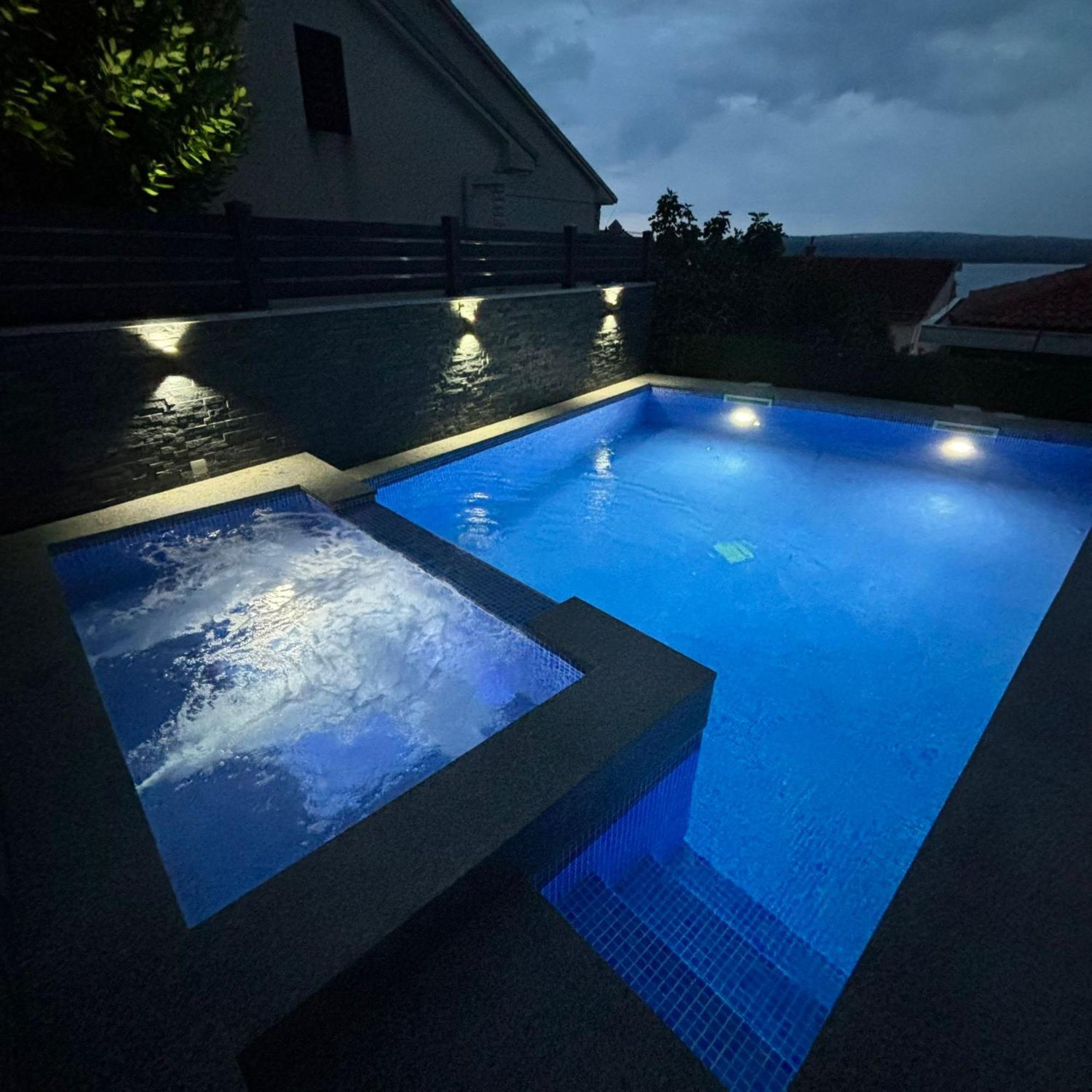 Apartments Blazevic, Heated Pool&Jacuzzi Dramalj Eksteriør bilde