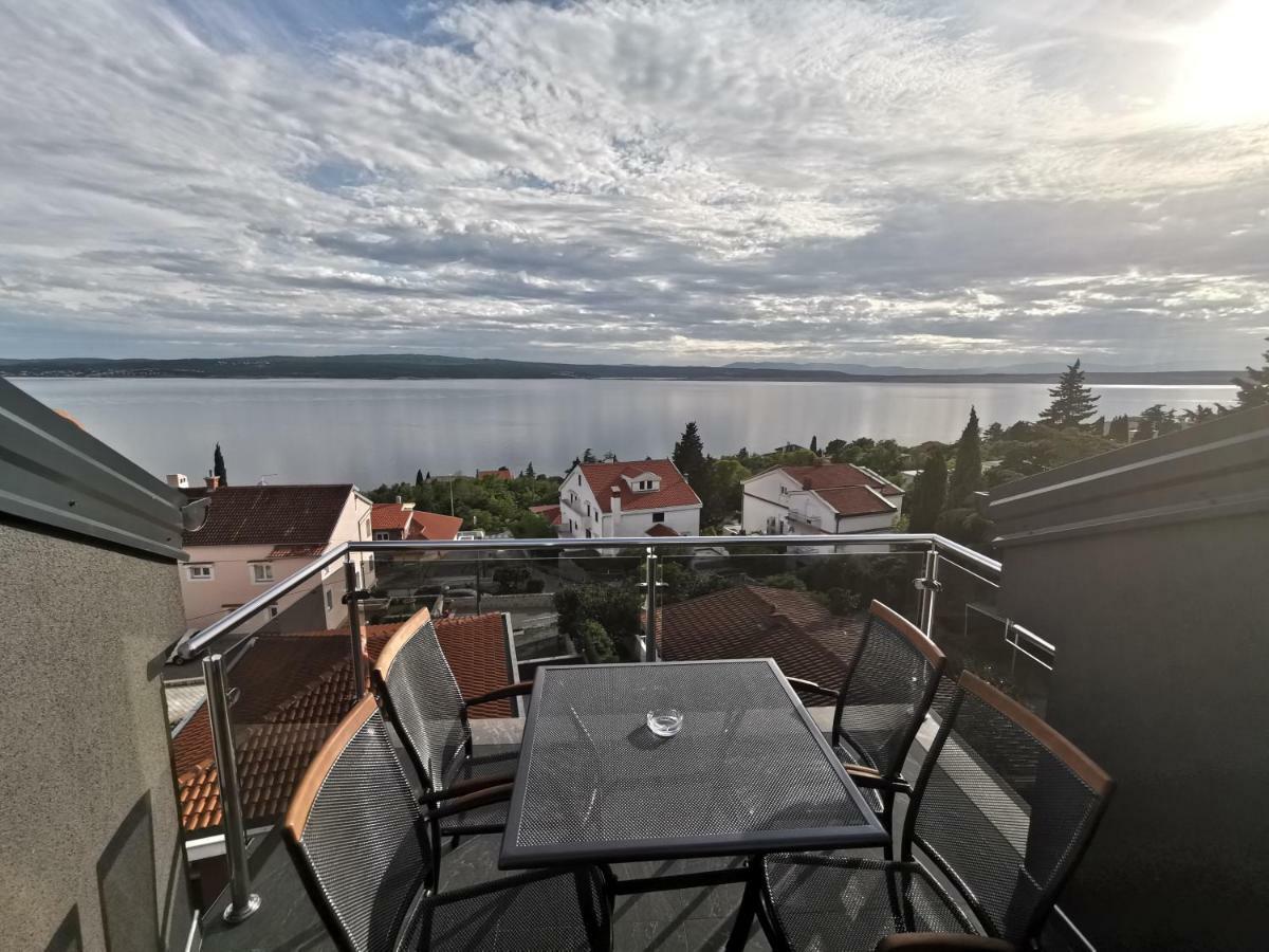 Apartments Blazevic, Heated Pool&Jacuzzi Dramalj Eksteriør bilde